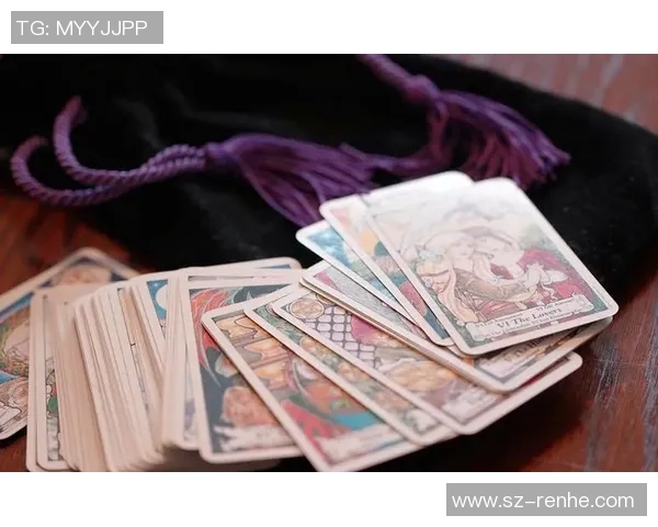 飞盘之路：黄丽如何在深度对话中探索人生的无限可能